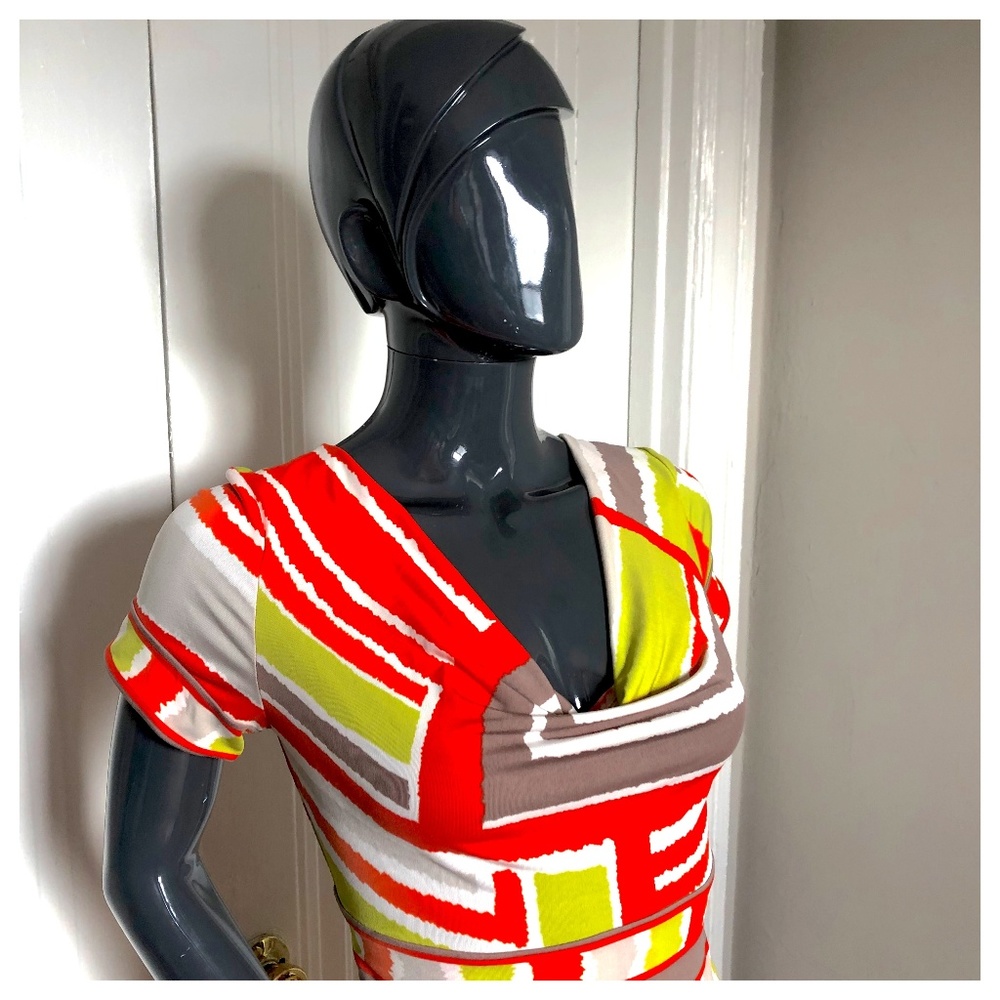 SOLD! BCBGMAXAZRIA Geometric Pattern Dress - Picture 5 of 7
